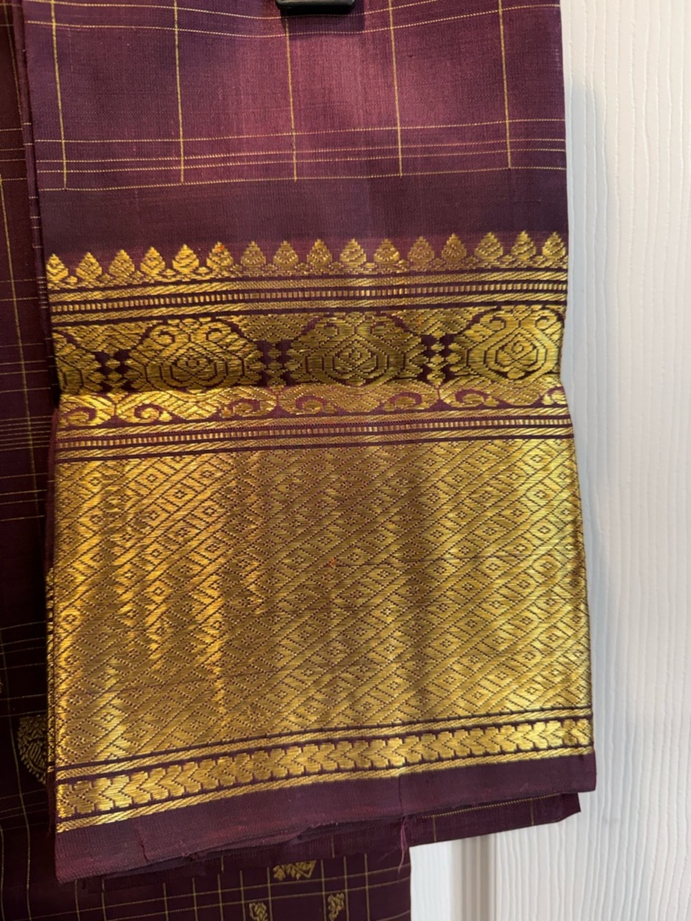 Women's Maroon Kanjivaram Silk Saree with blouse piece - Picture 11 of 13